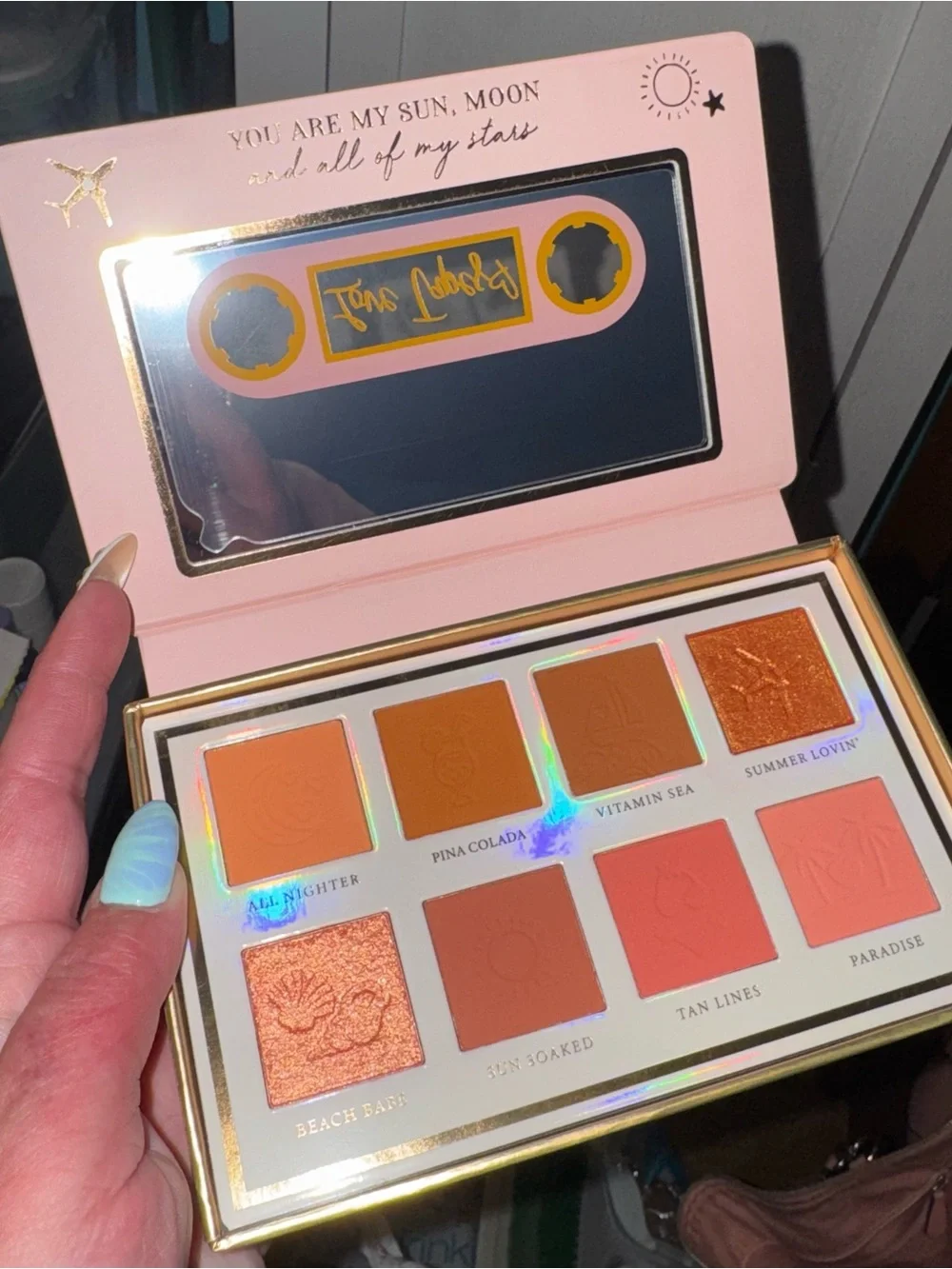 Baecation palette